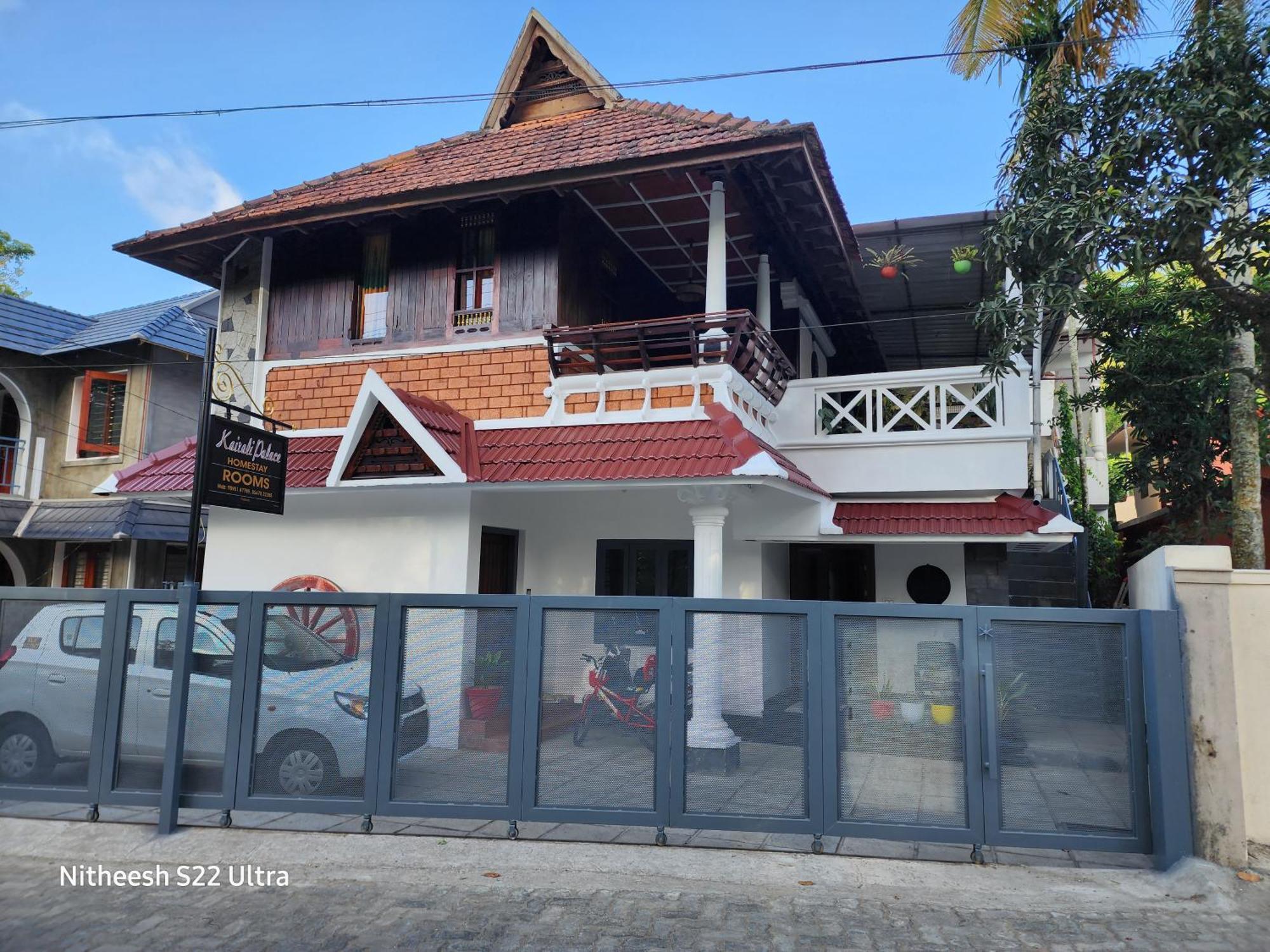 Kairali Palace Home Stay Thekkady Exterior foto
