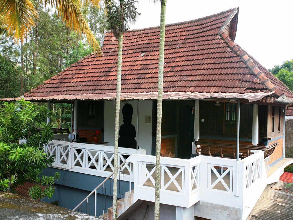 Kairali Palace Home Stay Thekkady Zimmer foto